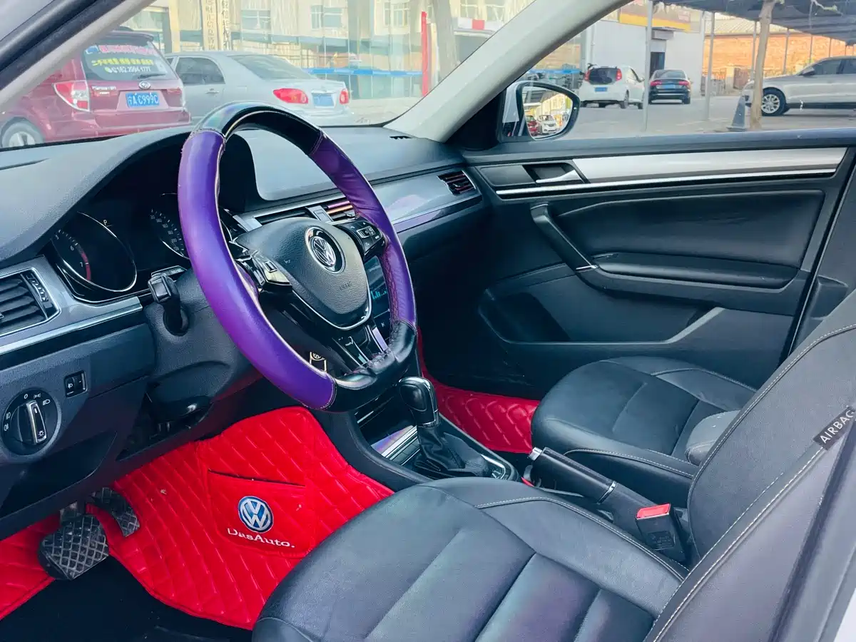 Volkswagen Bora 2017 1.6L Automatic Comfort фото 5
