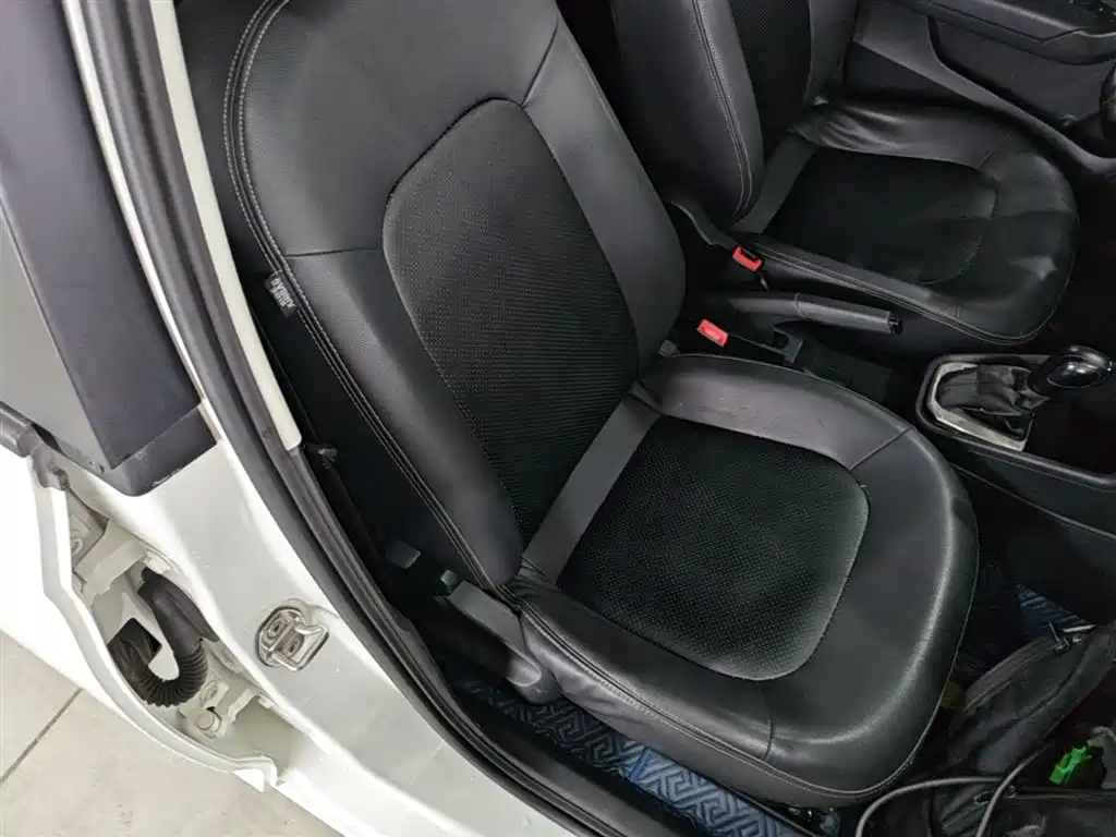 Volkswagen Santana 2016 1.6L Automatic Trend Edition фото 25