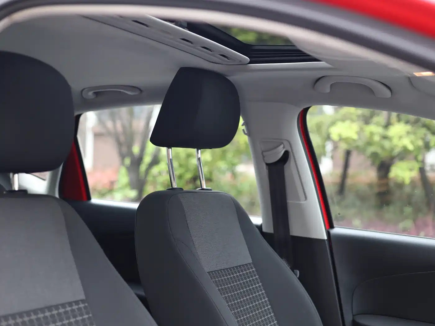 Volkswagen Polo 2018 1.5L Auto Comfort фото 24