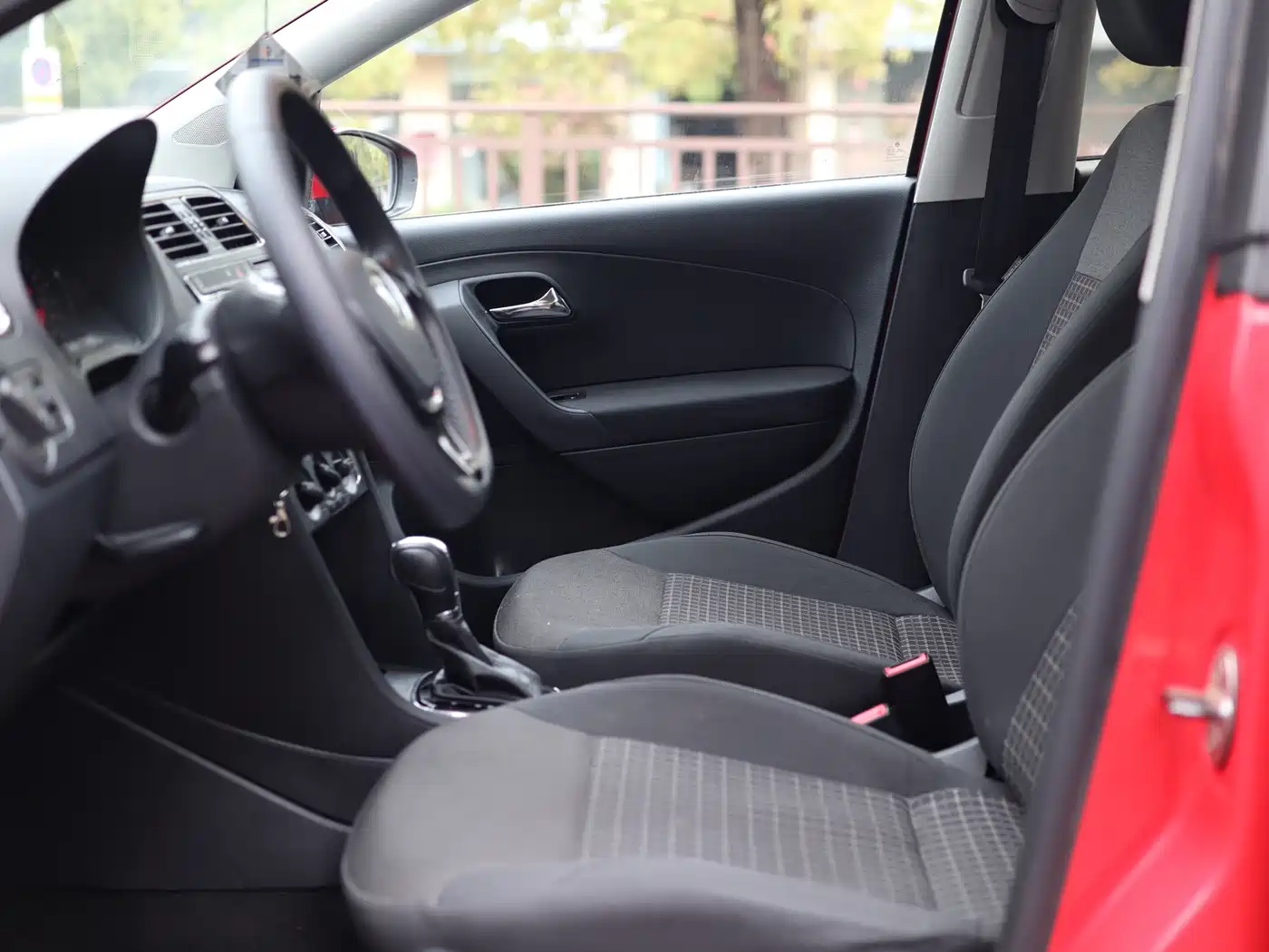 Volkswagen Polo 2018 1.5L Auto Comfort фото 16