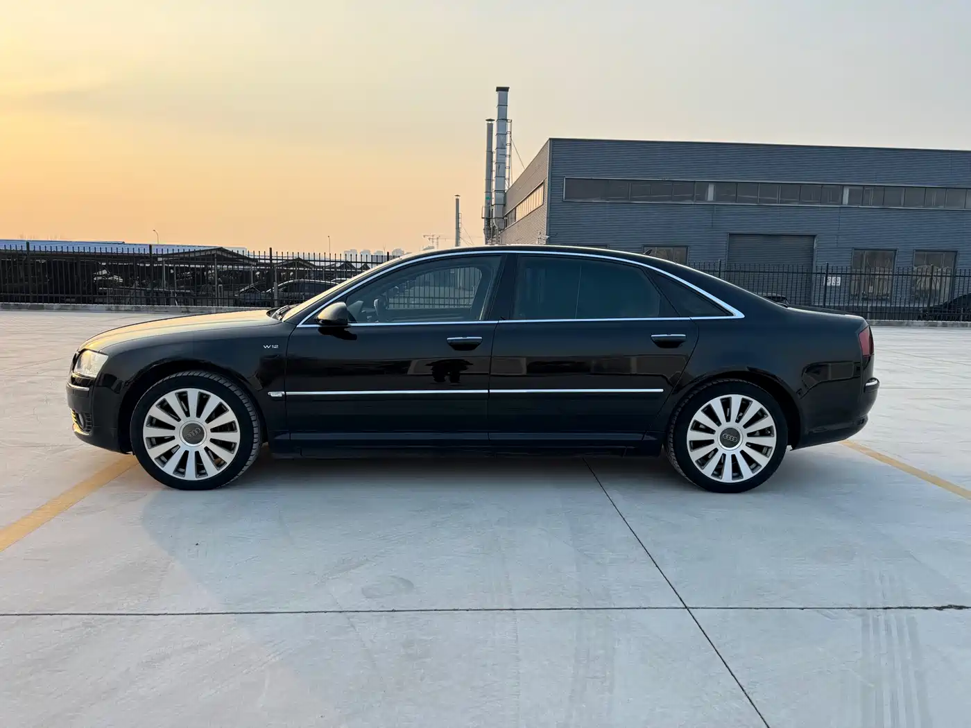 Audi A8 2006 A8L 6.0 W12 quattro Flagship фото 4