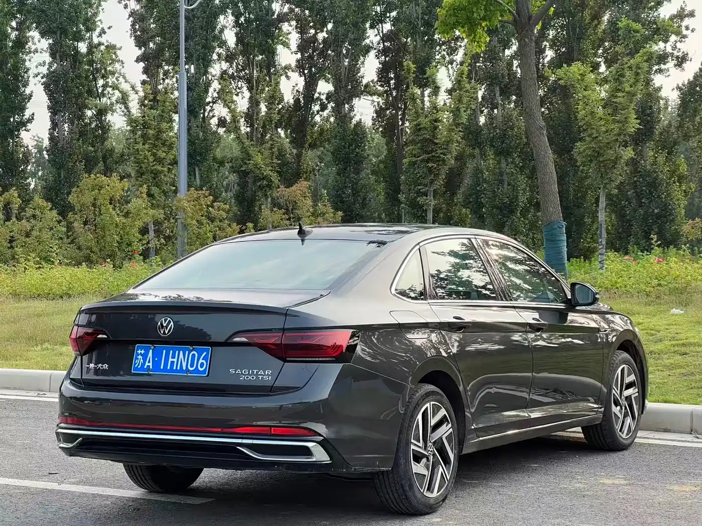 Volkswagen Sagitar 2023 Model Year 200TSI DSG Surpass Edition фото 7