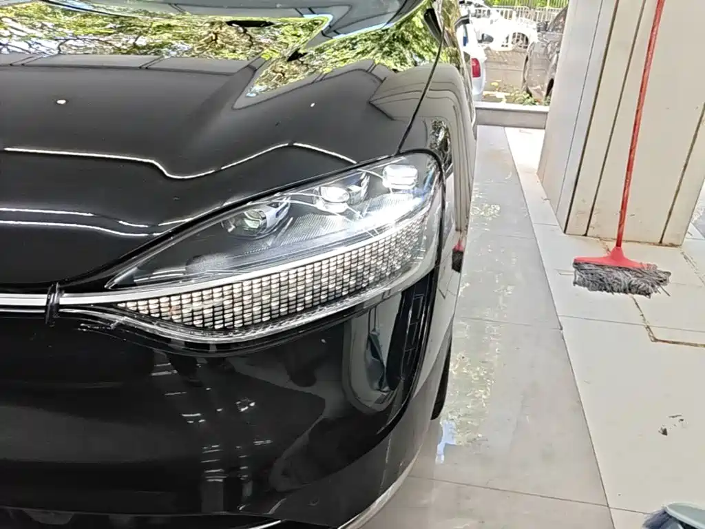 AITO Wenjie AITO M9 2026 2025 Extended Range Ultra 52kWh 6-Seater