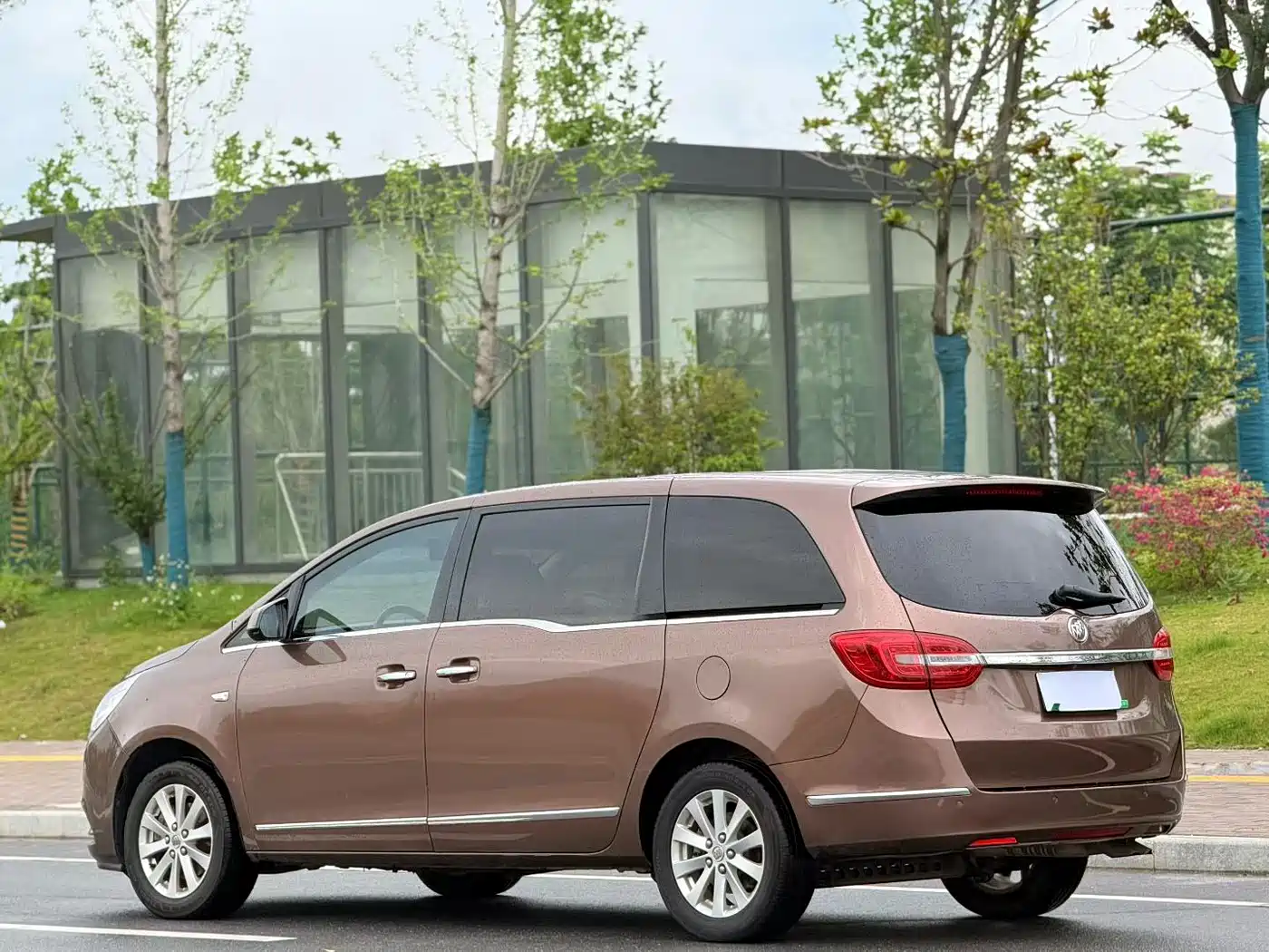 Buick GL8 2018 28T Luxury Model China VI фото 9