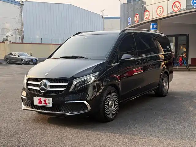 MERCEDES-BENZ V CLASS
