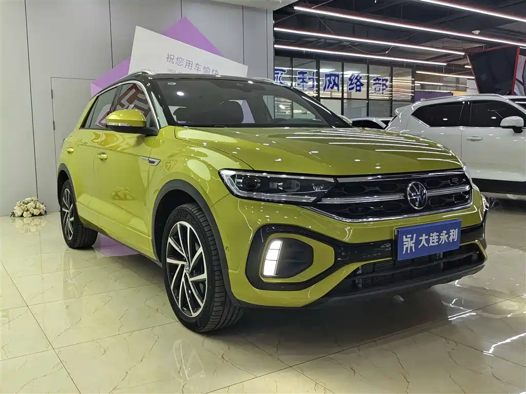 VOLKSWAGEN T-ROC EXPLORING SONGS