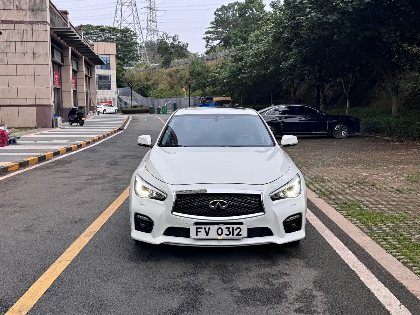 Infiniti Q50L 2015 2.0T Sport фото 2