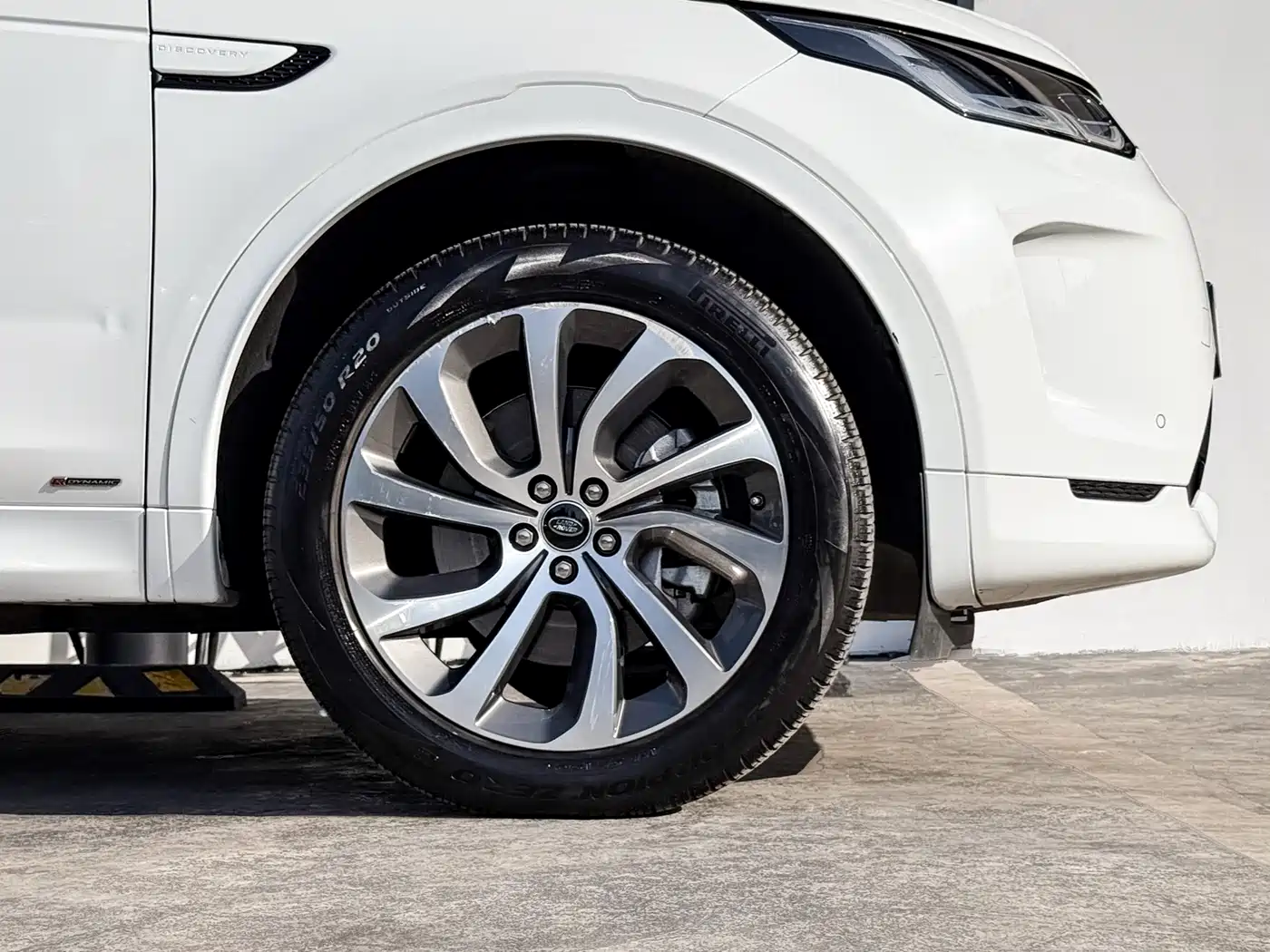 LAND ROVER DISCOVER SPORTS
