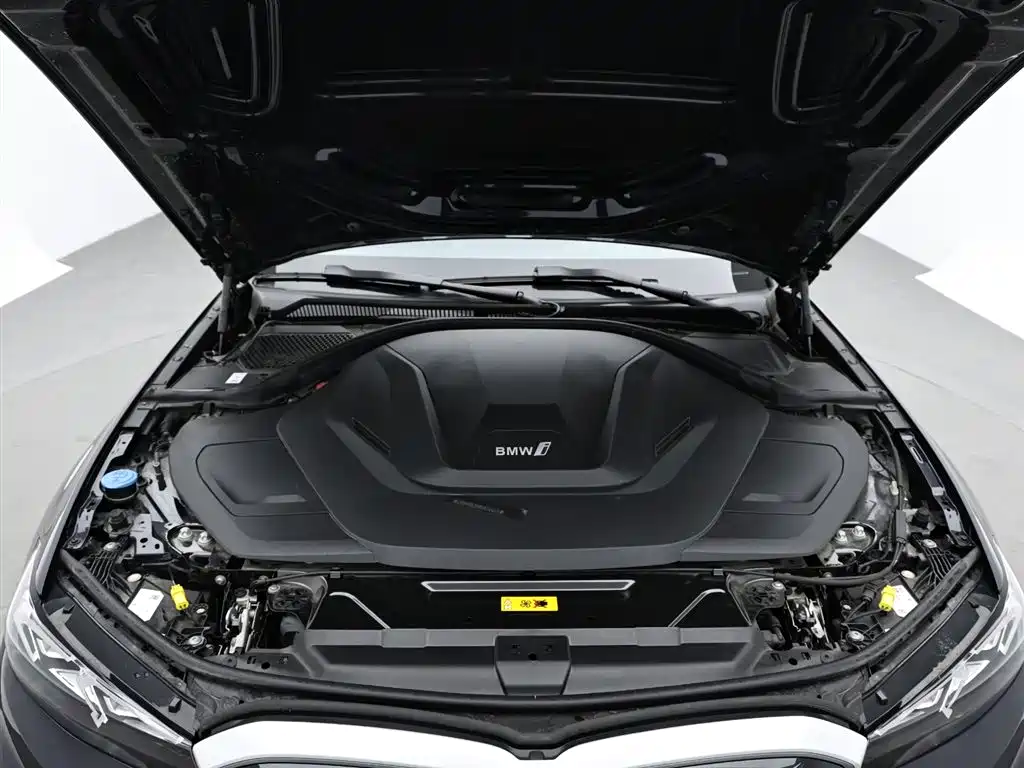 BMW i3 2022 eDrive 35 L фото 17