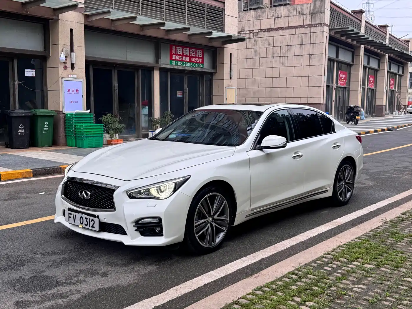 Infiniti Q50L 2015 2.0T Sport