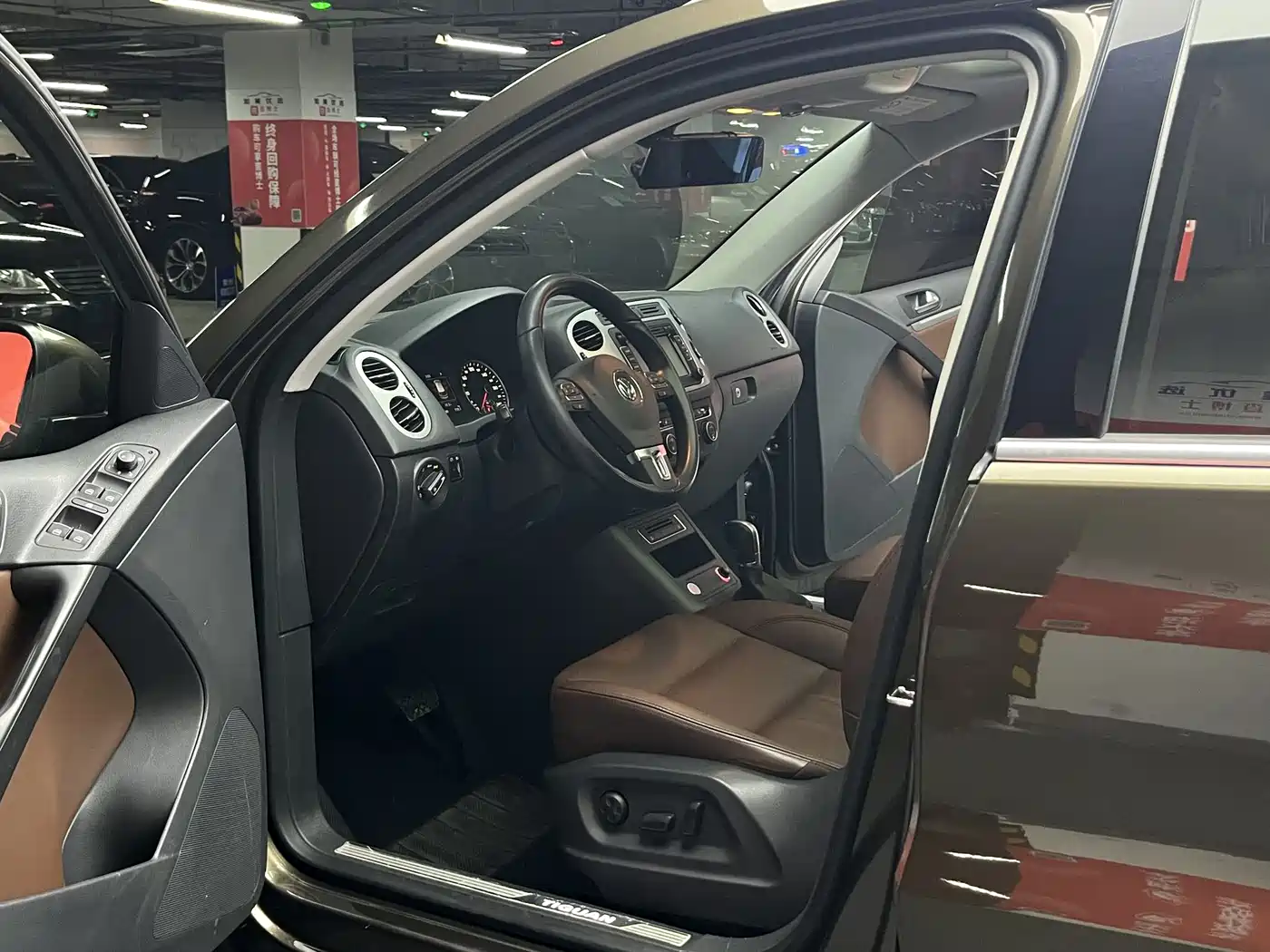 Volkswagen Tiguan 2015 1.8TSI Automatic 2WD Highline фото 17