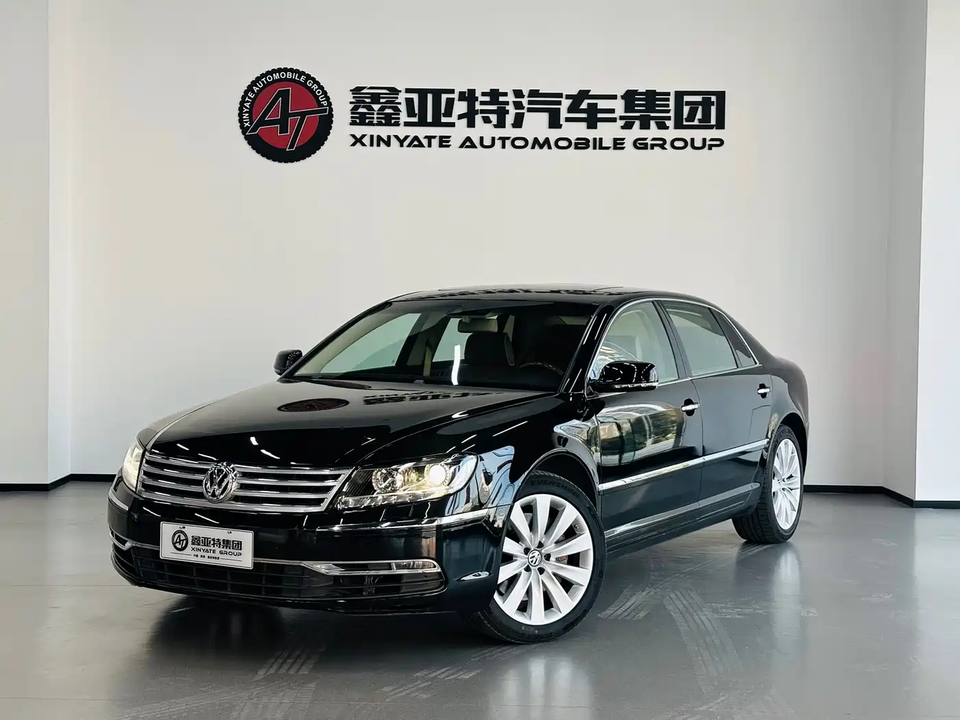 Volkswagen Phaeton 2012 3.6L Premium Custom