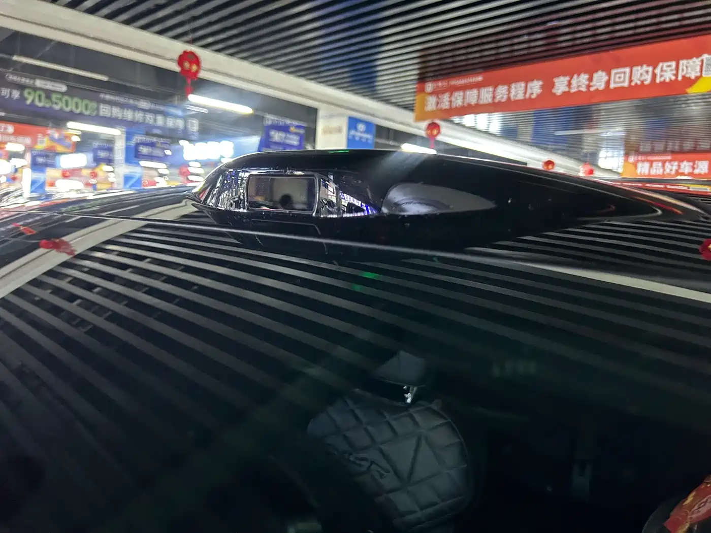 Lynk & Co 10 EM-P 2025 Facelift 120 AWD Ultra фото 13