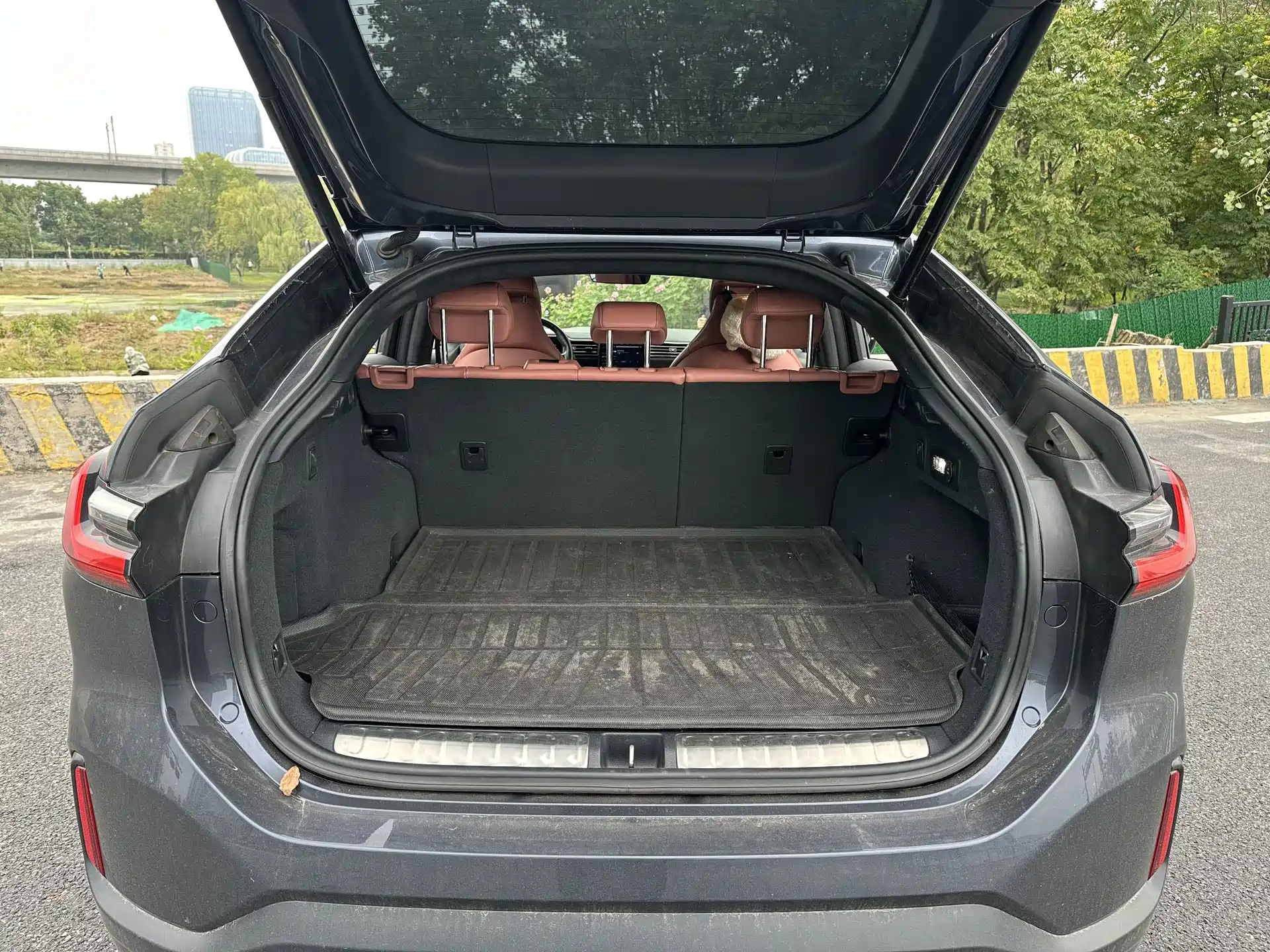 Фото 28 - NIO EC6