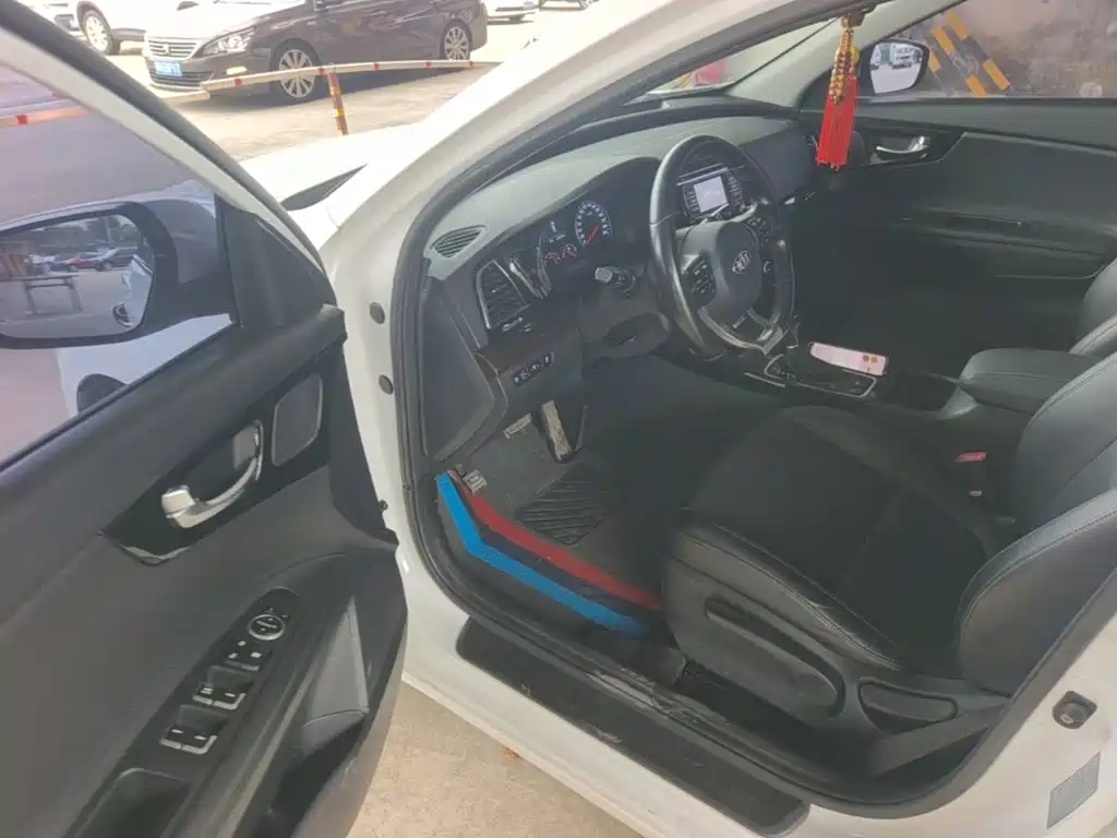 Kia K4 2016 2017 1.6T Automatic T-DLX Turbo