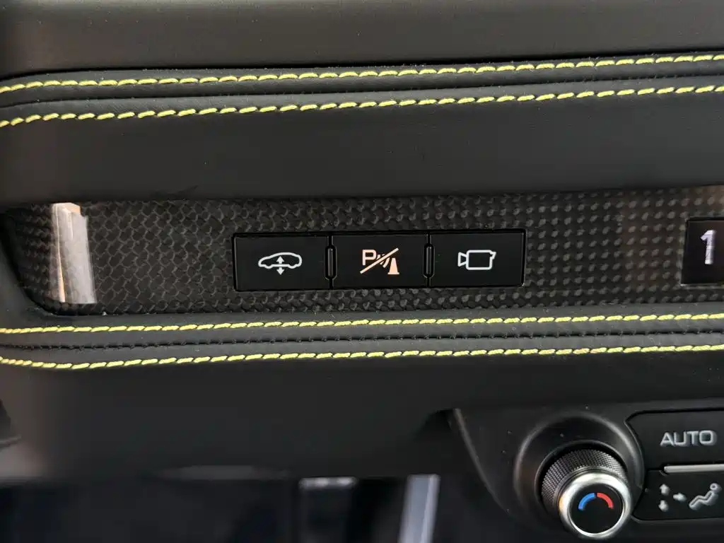 Ferrari F8 2023 2019 Tributo 3.9T V8