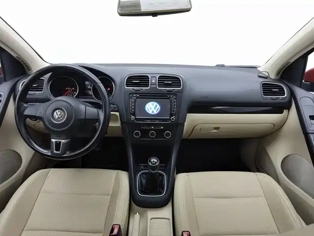 Volkswagen Golf 2012 1.6 Manual Comfort Type — фото 5