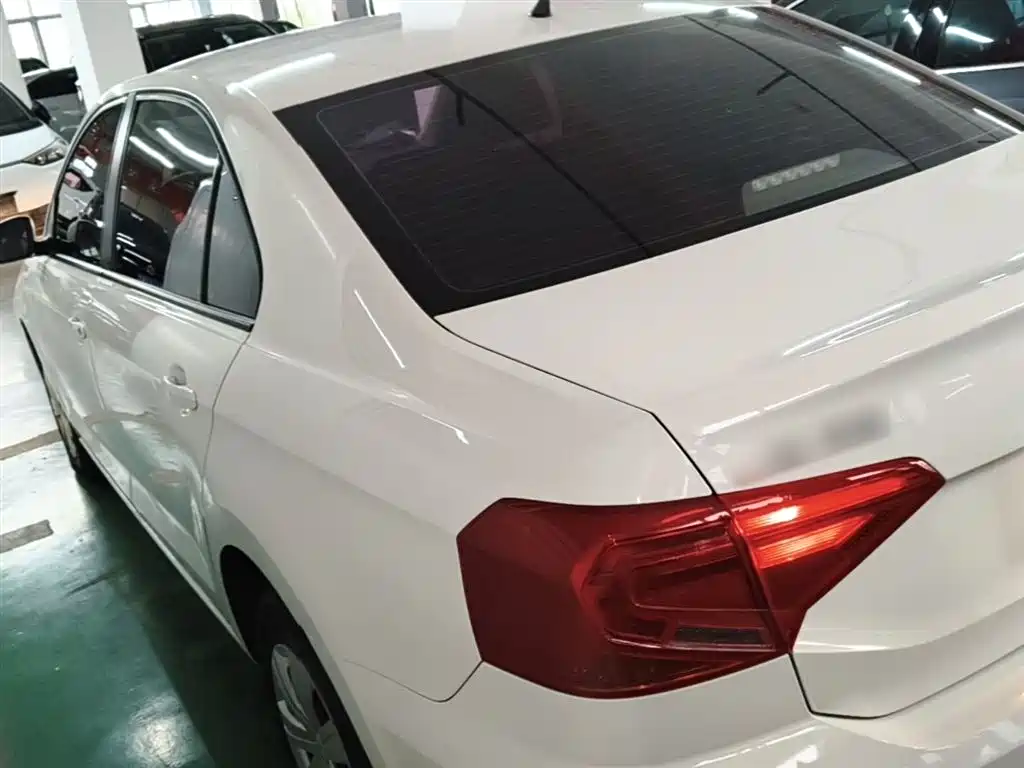 Volkswagen Jetta 2017 1.5L Automatic Fashion фото 5