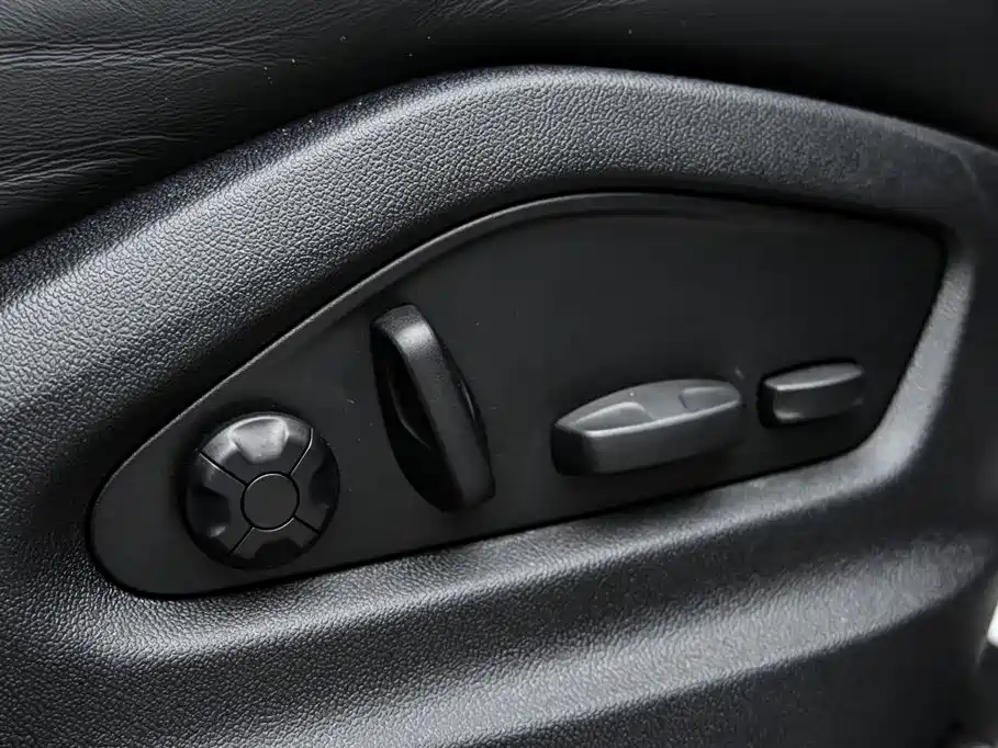 Porsche Cayenne New Energy 2024 Cayenne E-Hybrid 2.0T фото 28
