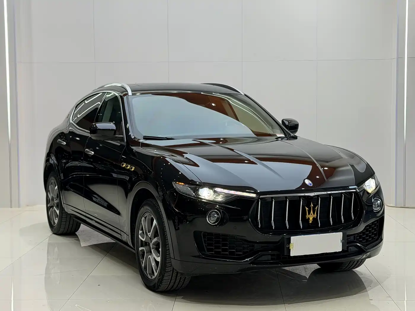 Maserati Levante 2016 3.0T Standard фото 4
