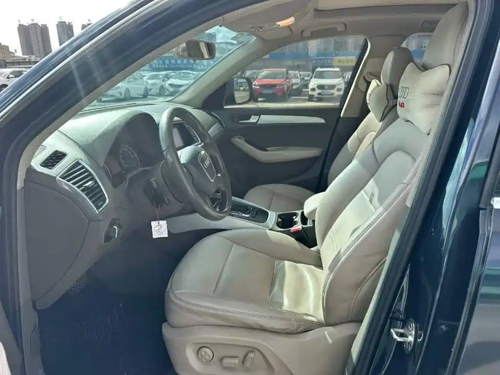 Audi Q5 2011 2010 2.0TFSI Technology
