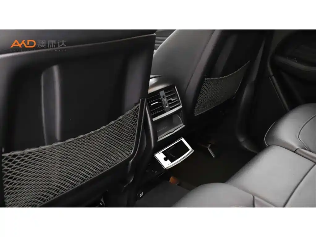 Mercedes-Benz GLE Coupe 2015 GLE 320 4MATIC Coupe SUV фото 9