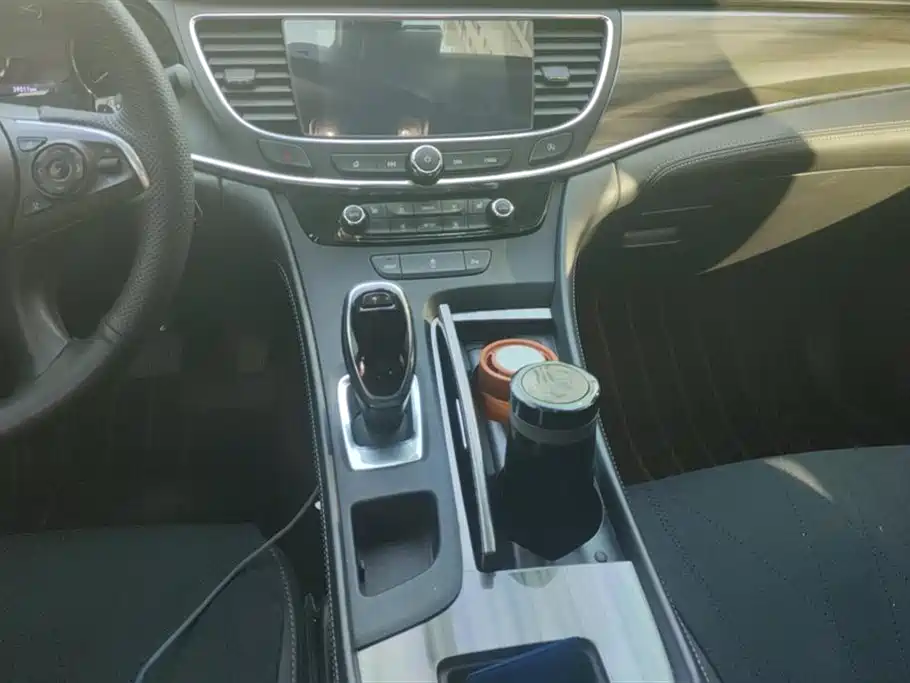 Buick LaCrosse 2022 652T Luxury фото 16