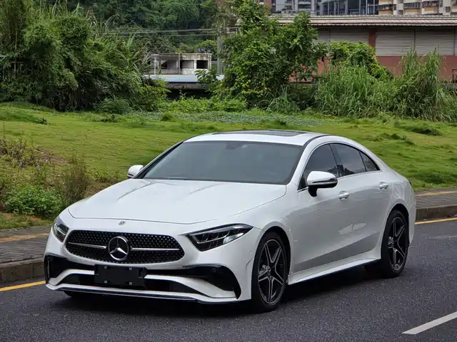 MERCEDES-BENZ CLS