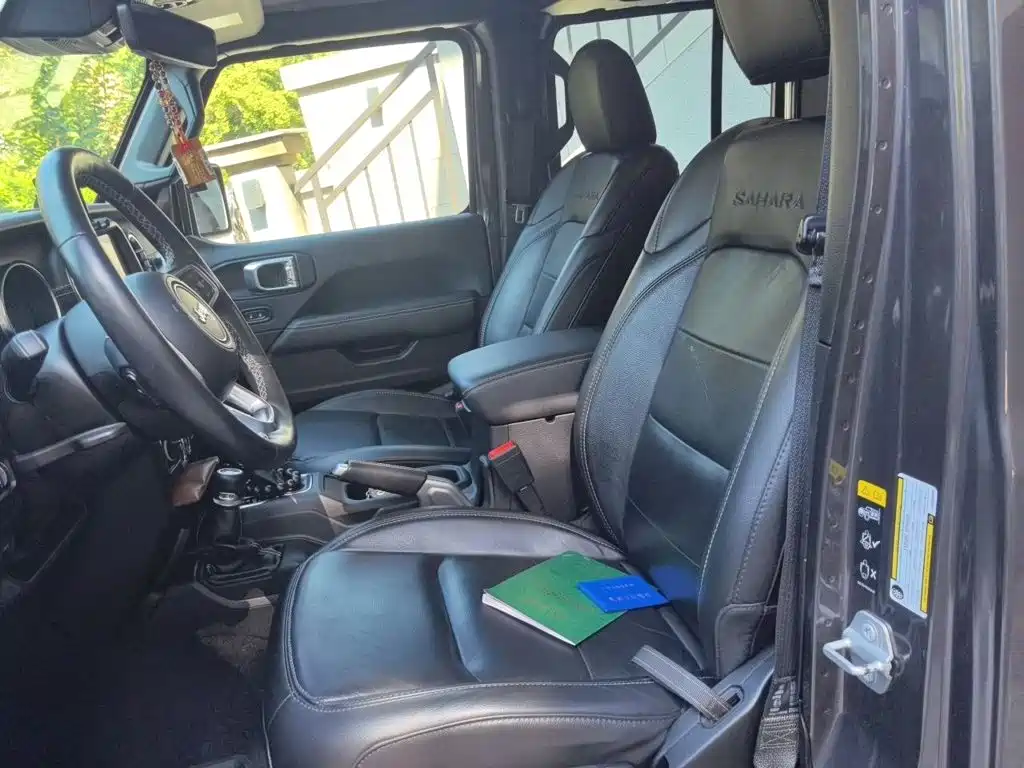 Jeep Wrangler 4xe 2022 2021 4-Door 2.0T 4xe Sahara