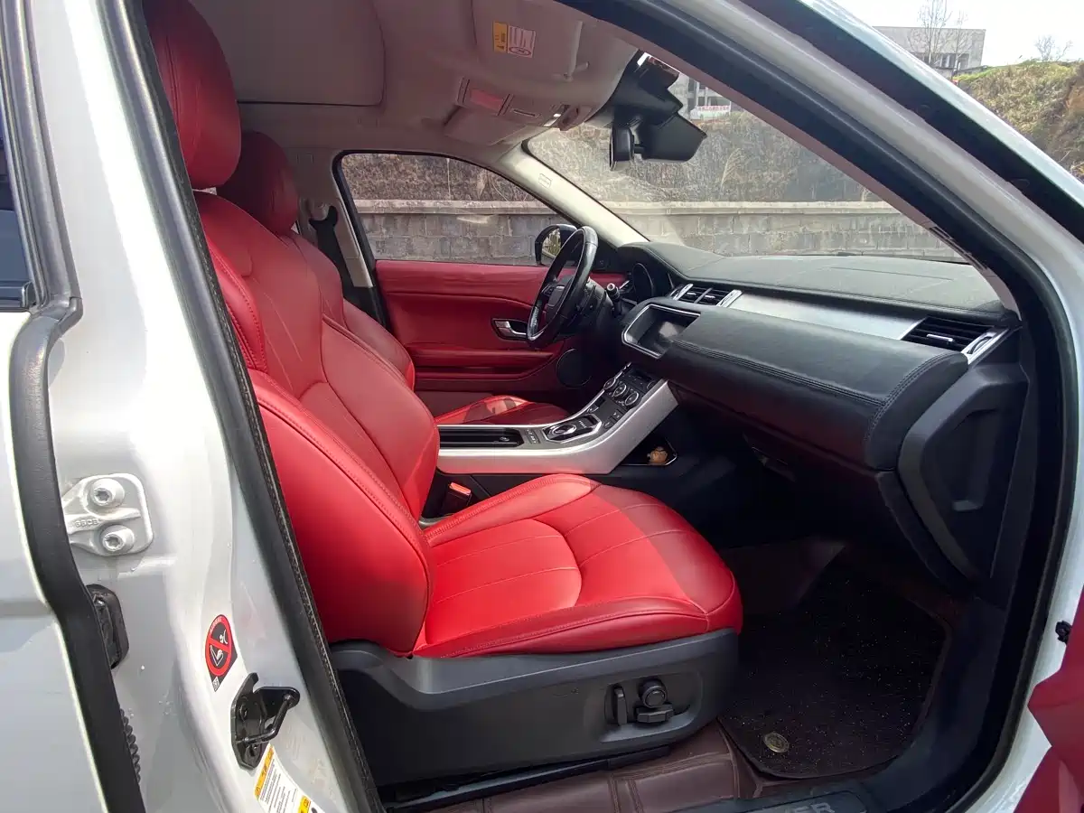 Land Rover Range Rover Evoque 2018 240PS SE Smart Edition фото 10