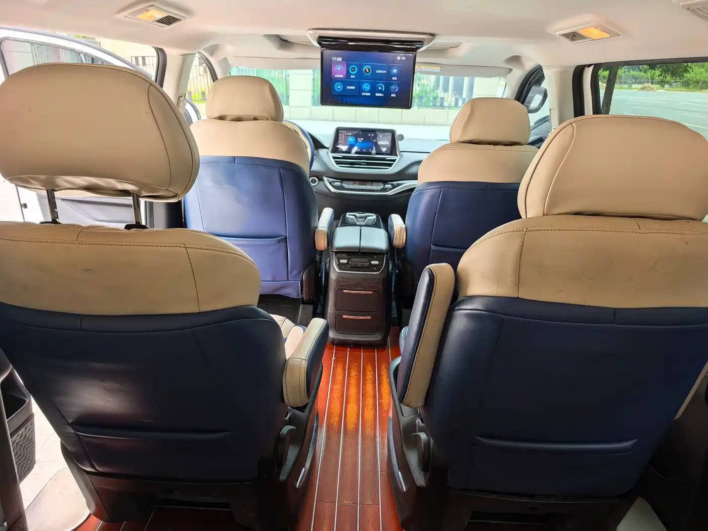 SAIC Maxus Maxus G20 2021 PLUS 2.0T Gasoline Automatic Luxury Edition фото 5
