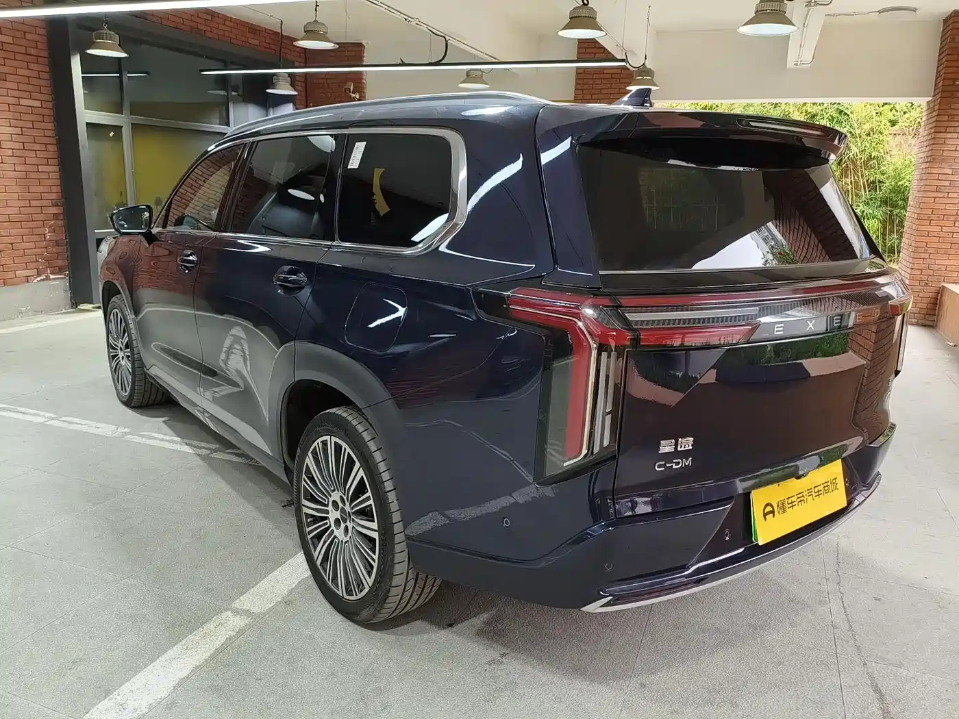 Exeed Landmark C-DM 2025 2025 180 Ultra Long Range Max AWD 6-Seater