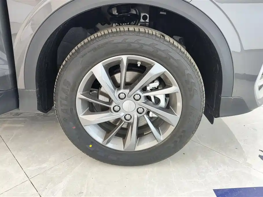GEELY AUTOMOBILE BINYUE