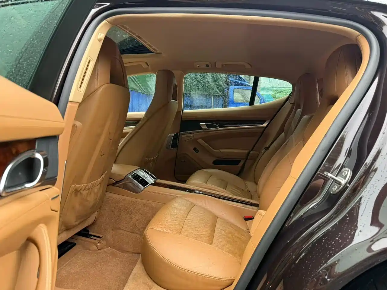 Photo 6 - Porsche Panamera