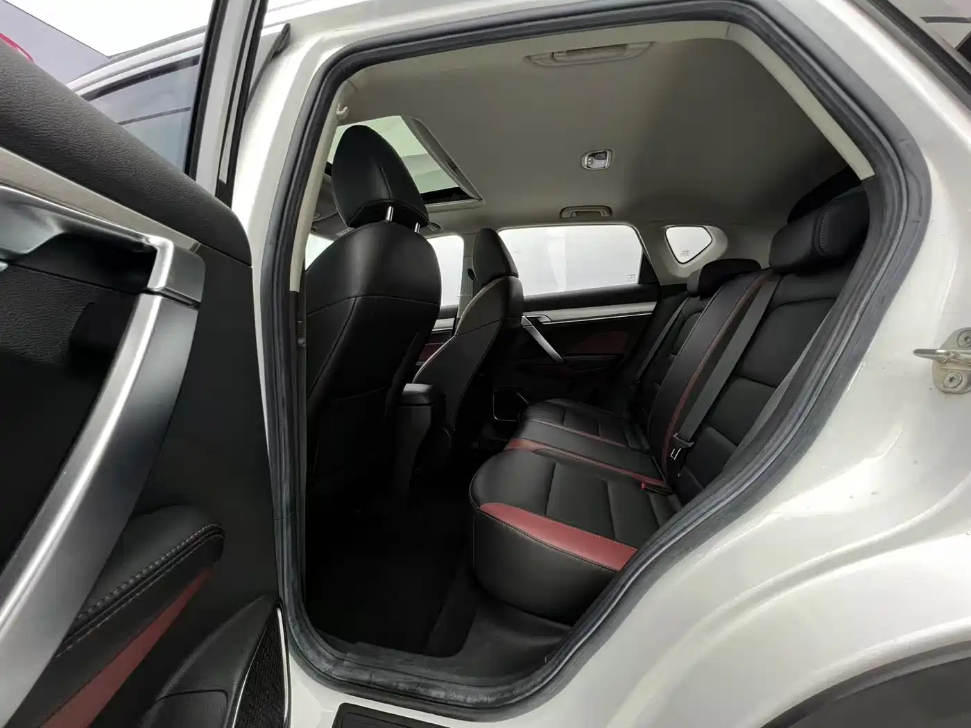 GEELY AUTOMOBILE BINYUE