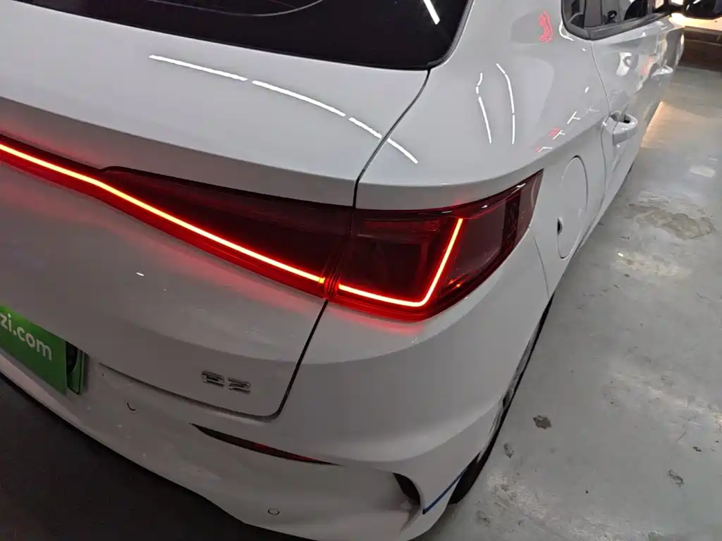 BYD e2 2022 2021 Standard