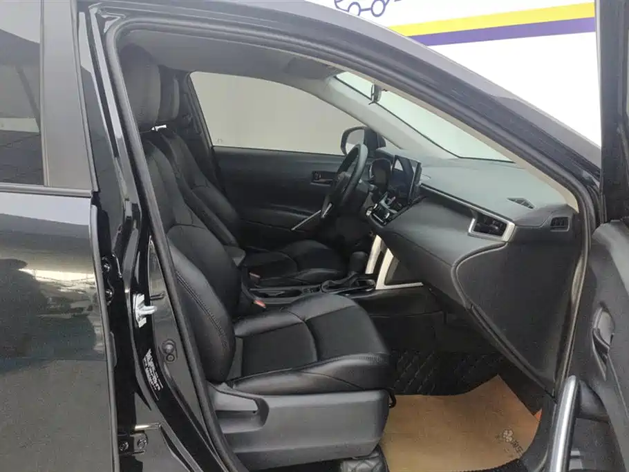 Toyota Frontlander 2024 2.0L CVT Elite Edition фото 8