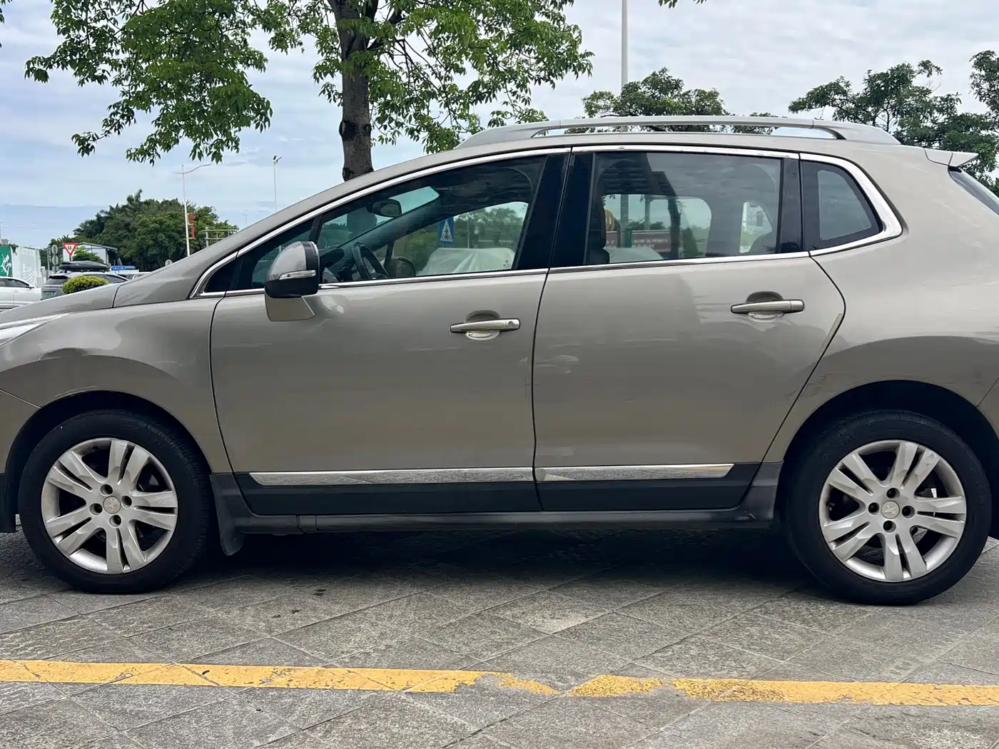 Peugeot 3008 2015 1.6THP Automatic Top Style Edition фото 5
