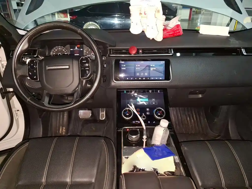 Фото 13 - Land Rover Range Rover Velar