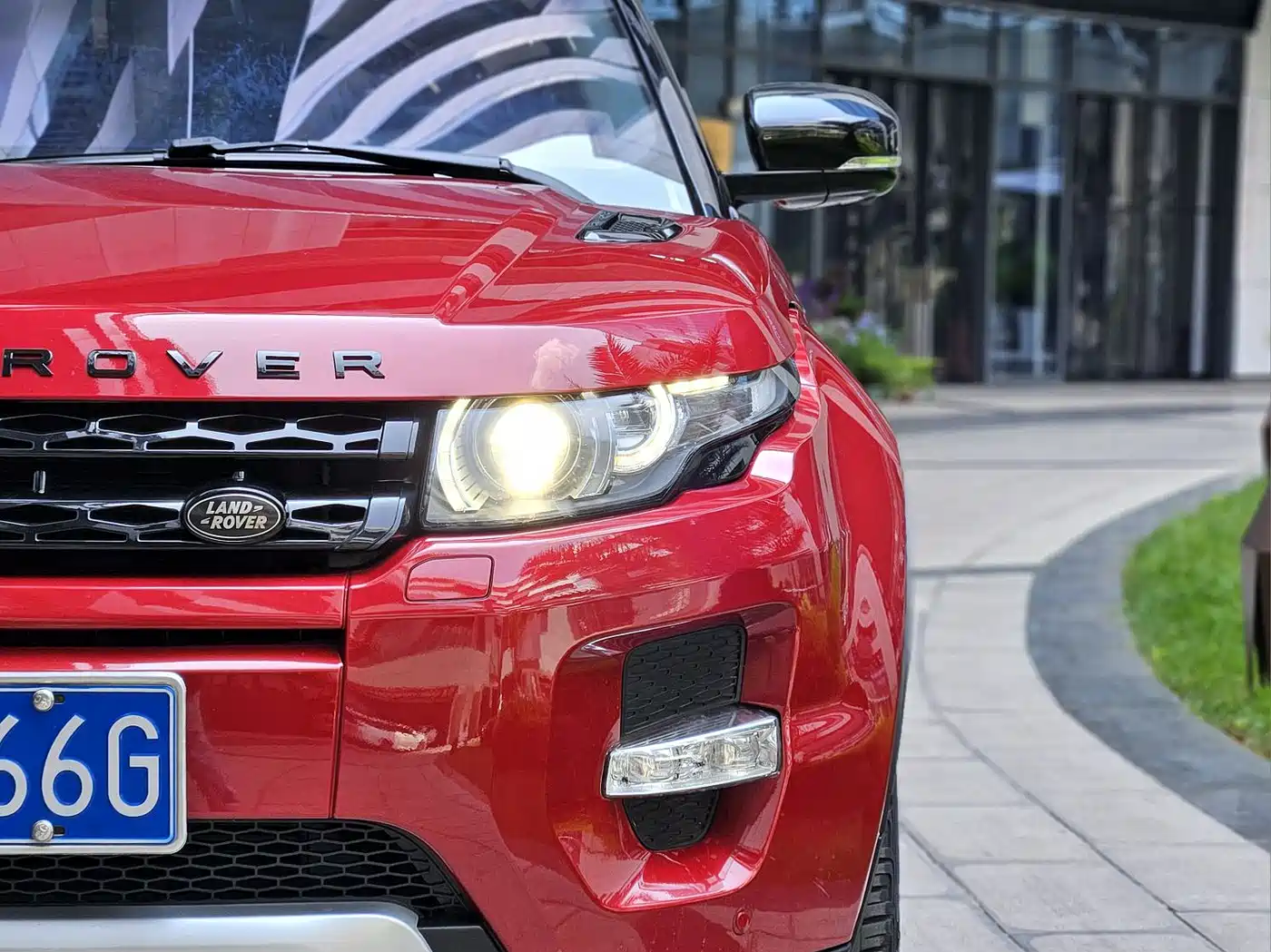 Land Rover Range Rover Evoque (Import) 2013 2.0T 3-door Dynamic Edition фото 23