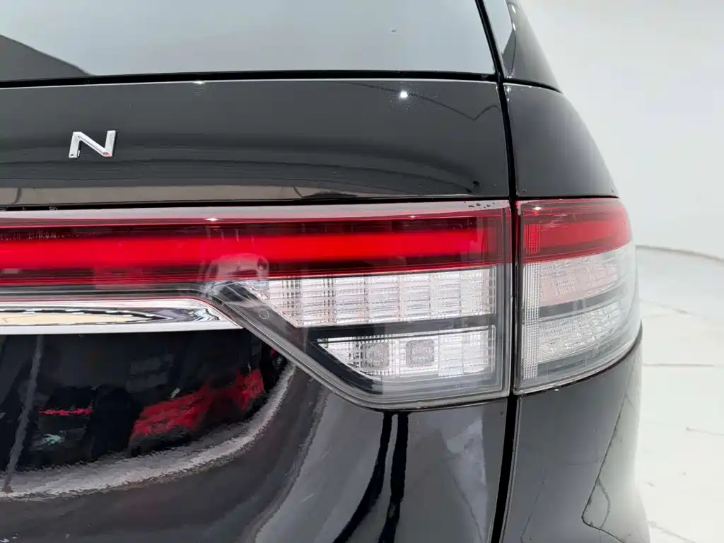 Lincoln Aviator, миниатюра 10
