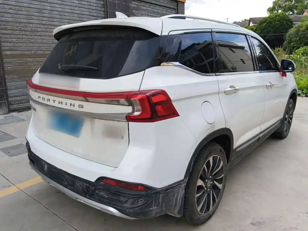 Dongfeng Fengxing Fengxing T5 2019 2018 230T CVT Smart Enjoy Type