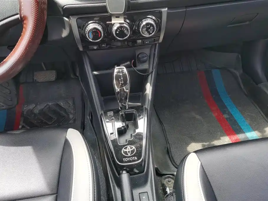 TOYOTA YARIS L ZHIXUAN