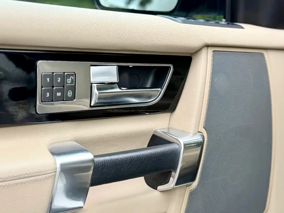 Land Rover Discovery 2012 2012 3.0 SDV6 HSE Diesel