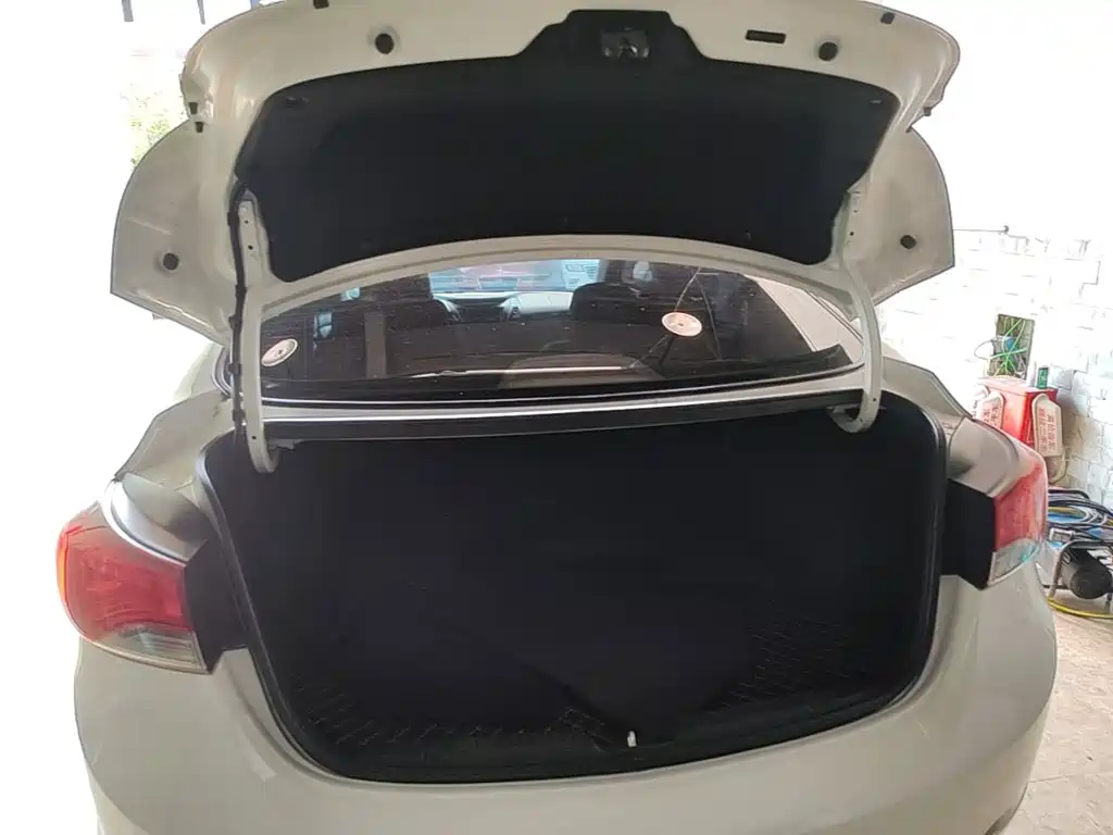 Hyundai Langdong 2017 2016 1.6L Automatic Premium Edition