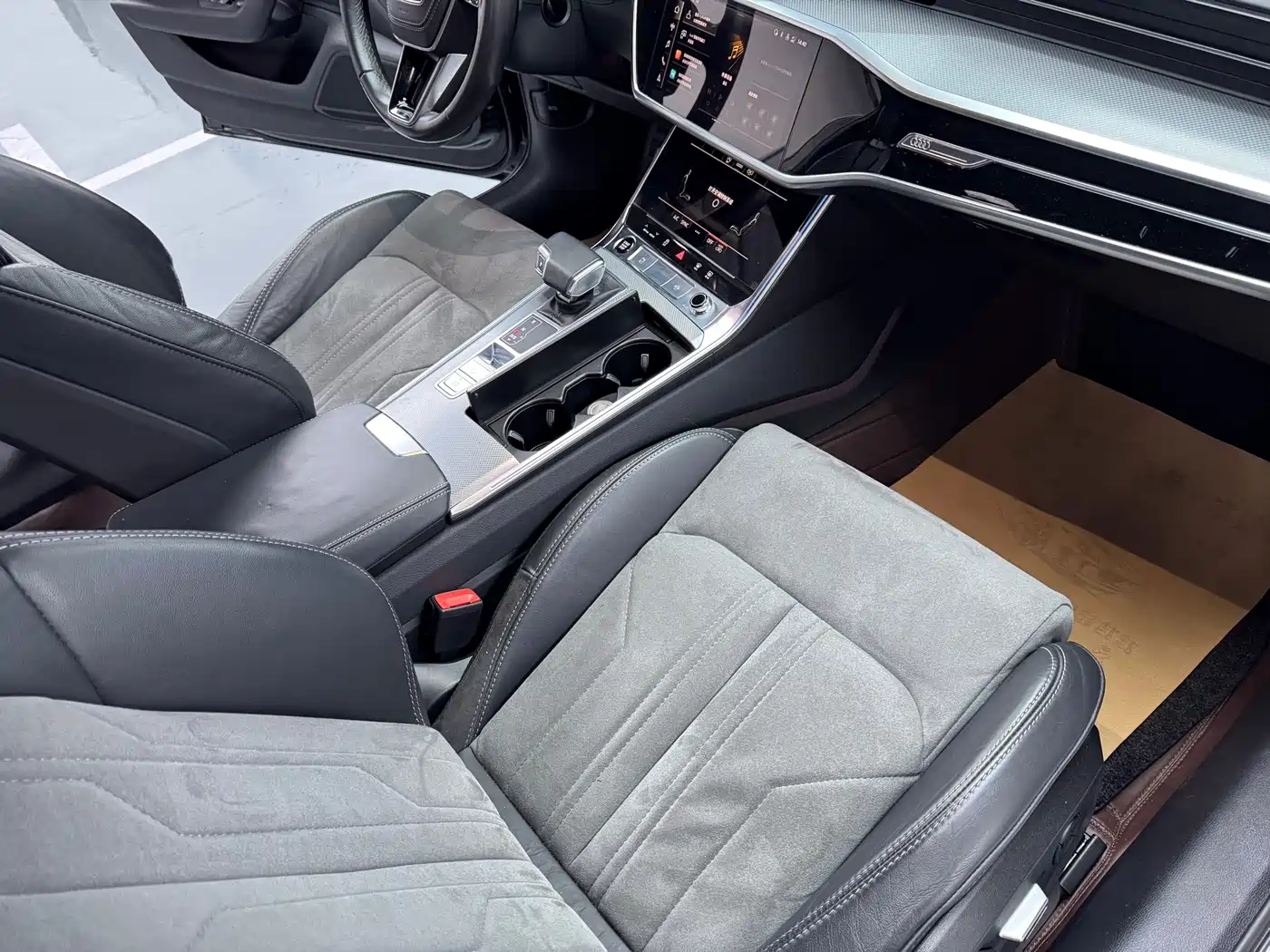 Audi A6L 2022 45 TFSI Premium Dynamic фото 11