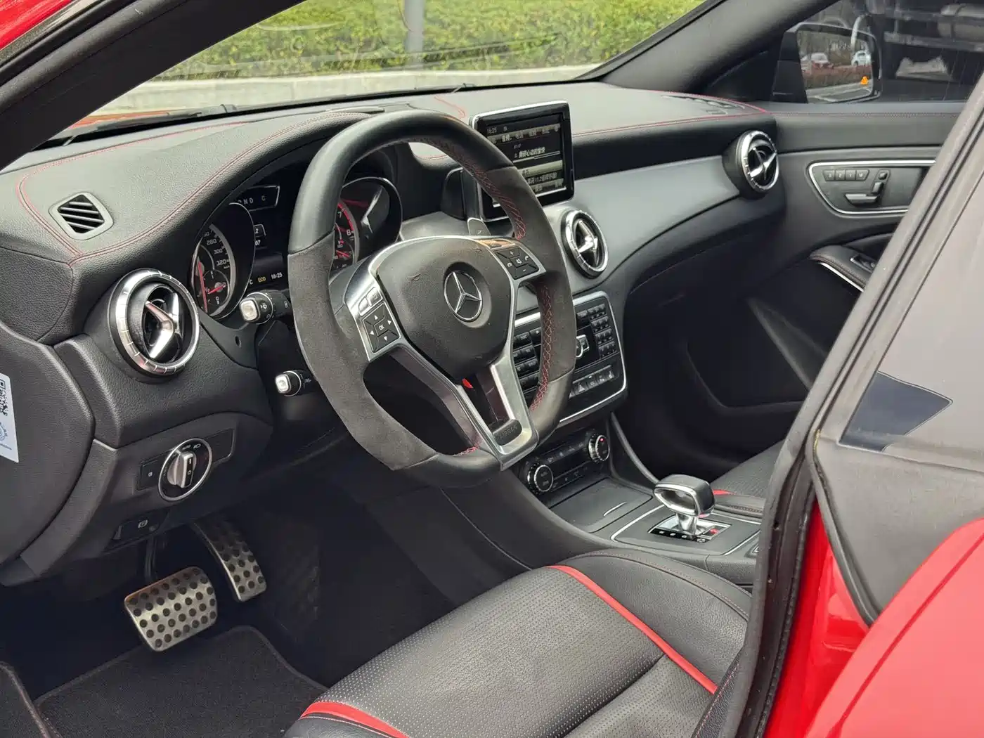 Mercedes-Benz CLA AMG 2014 AMG CLA 45 4MATIC фото 14