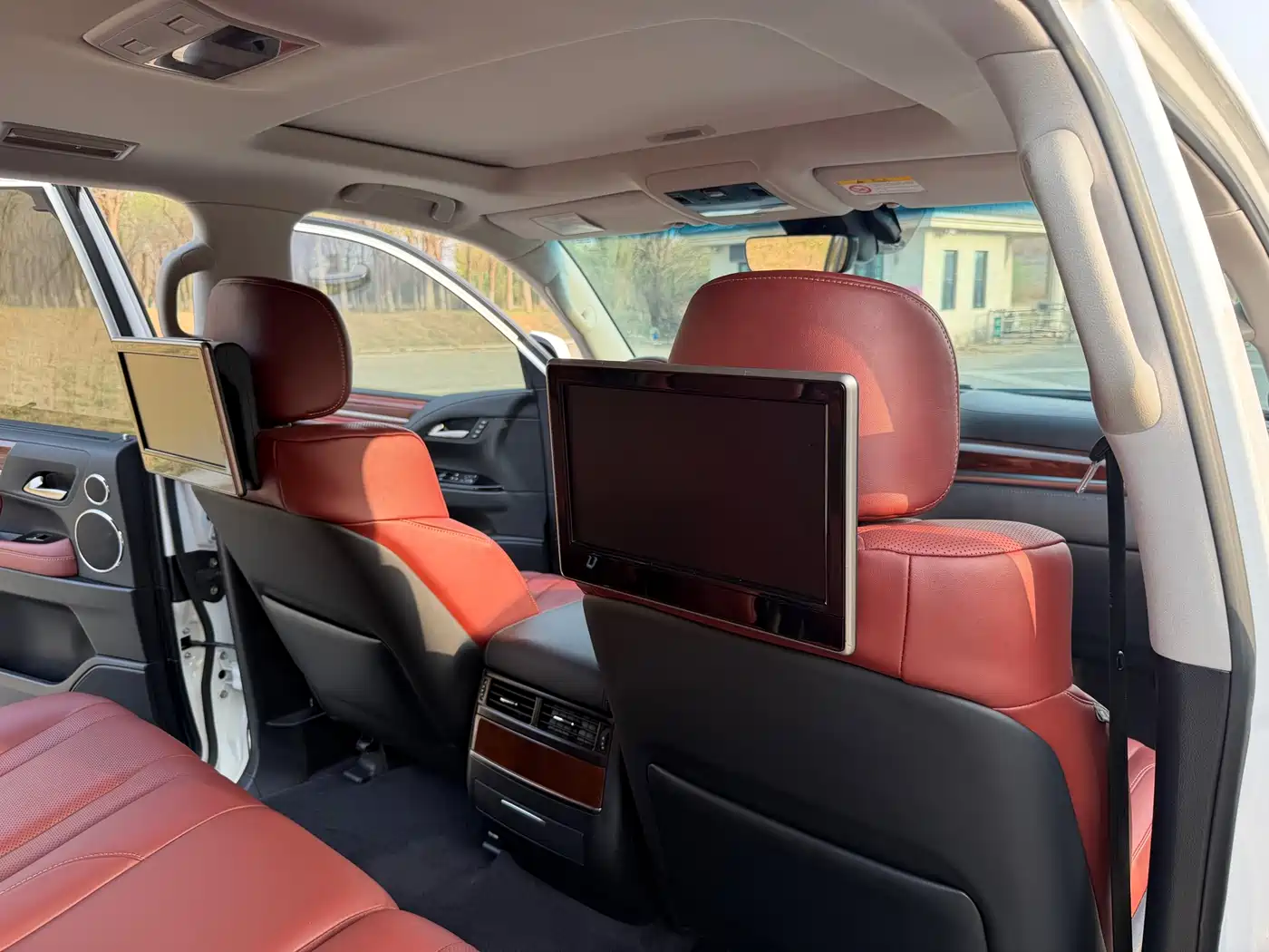 Lexus LX 2017 570 Prestige Luxury фото 24
