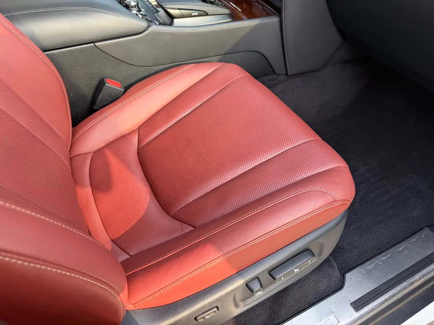 Lexus LX 2017 570 Prestige Luxury фото 20