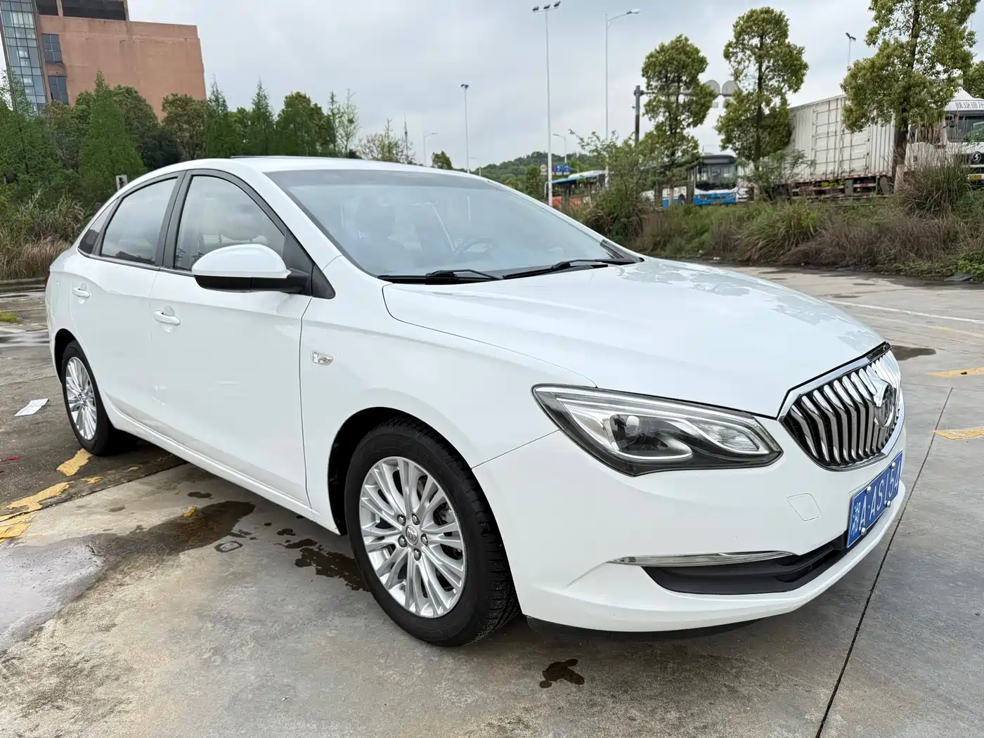 Buick Excelle 2015 15N Automatic Elite фото 3